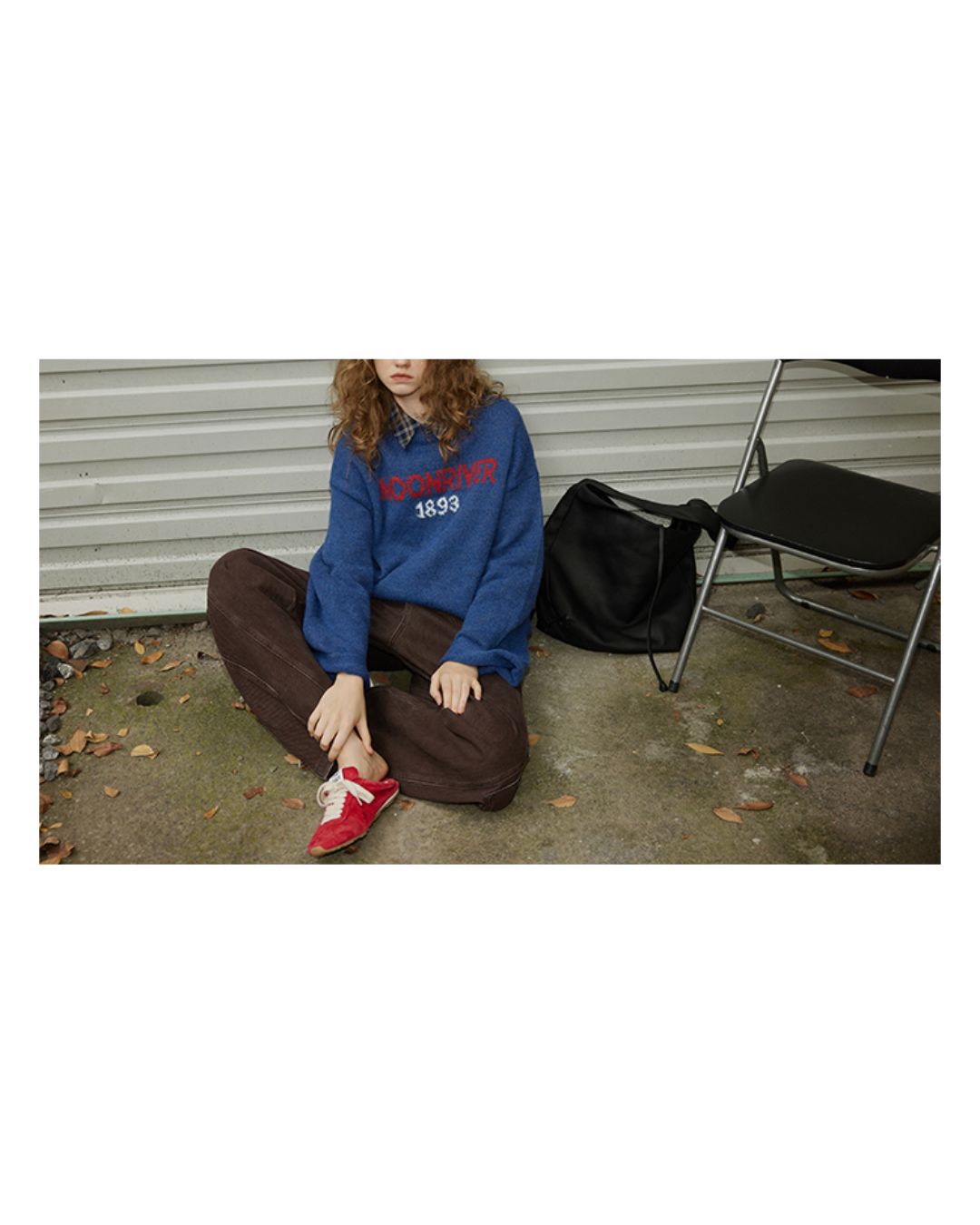 Wide Sleeve Logo Sweater KN051