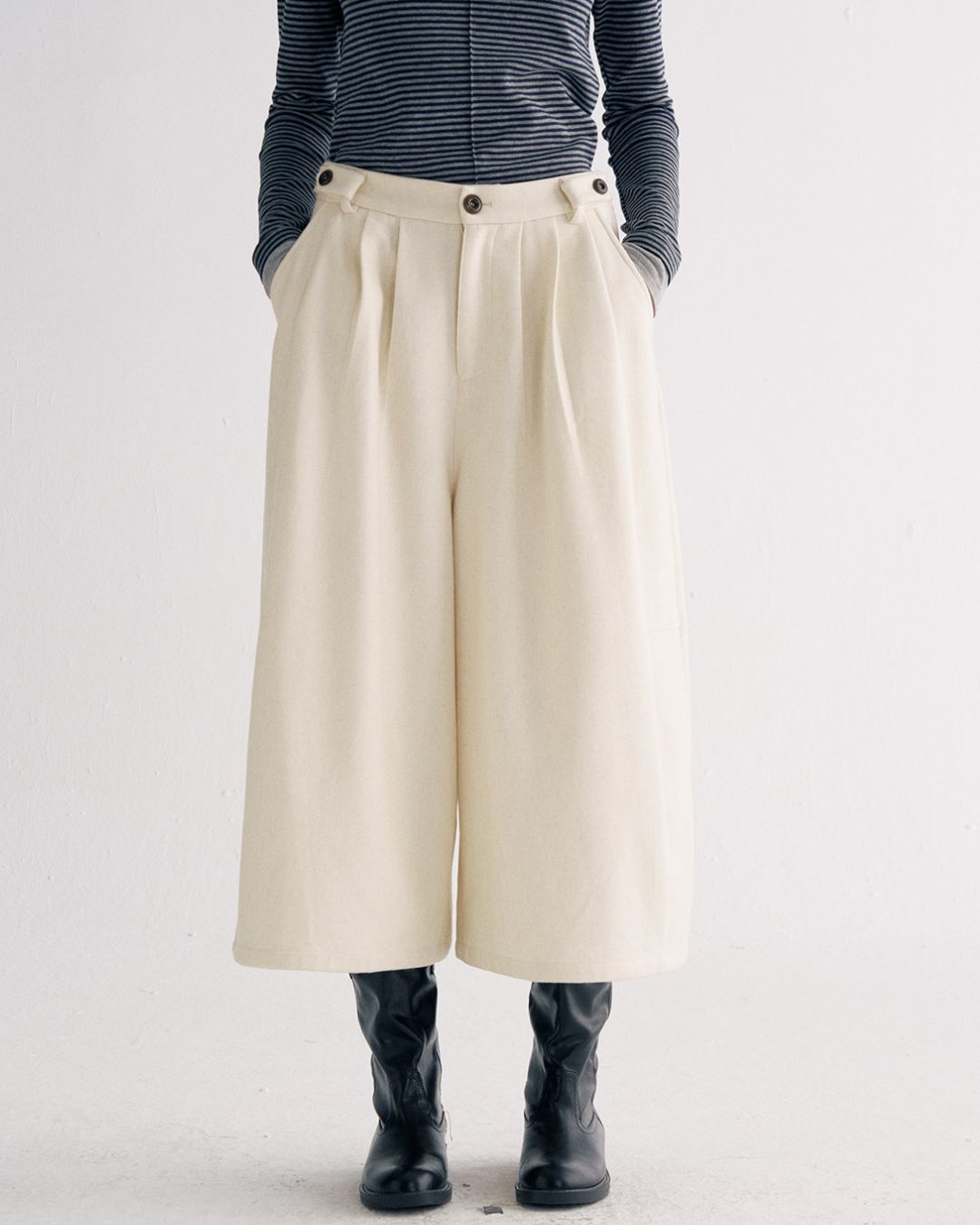 Wool Straight Cropped Pants PT031