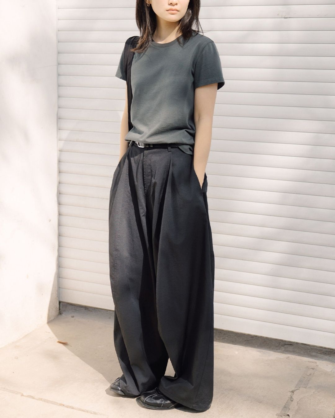 Relaxed Drape Pants　PT046