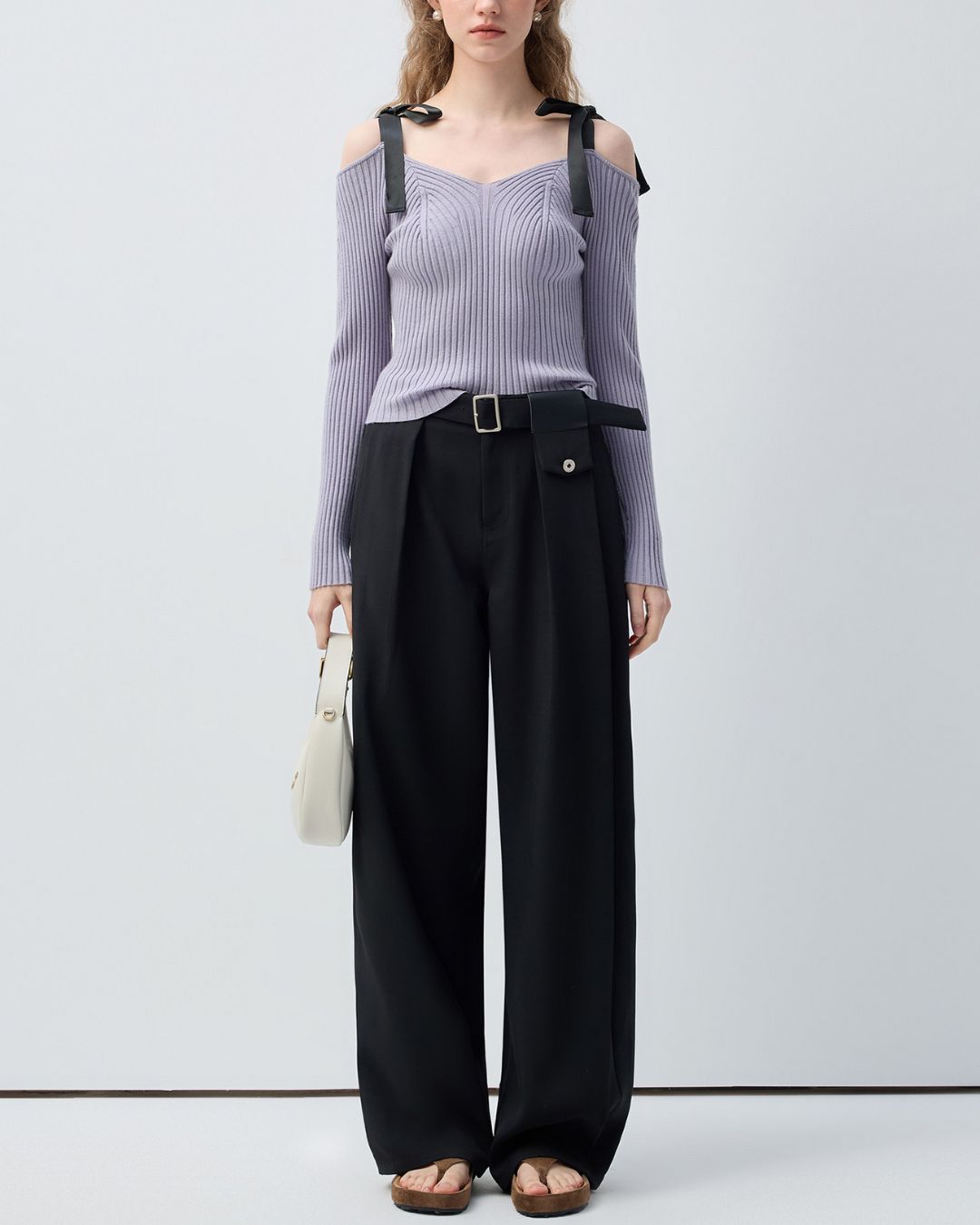 V-neck Off-the-shoulder Shoulder Strap Ribbon Knit　KN103