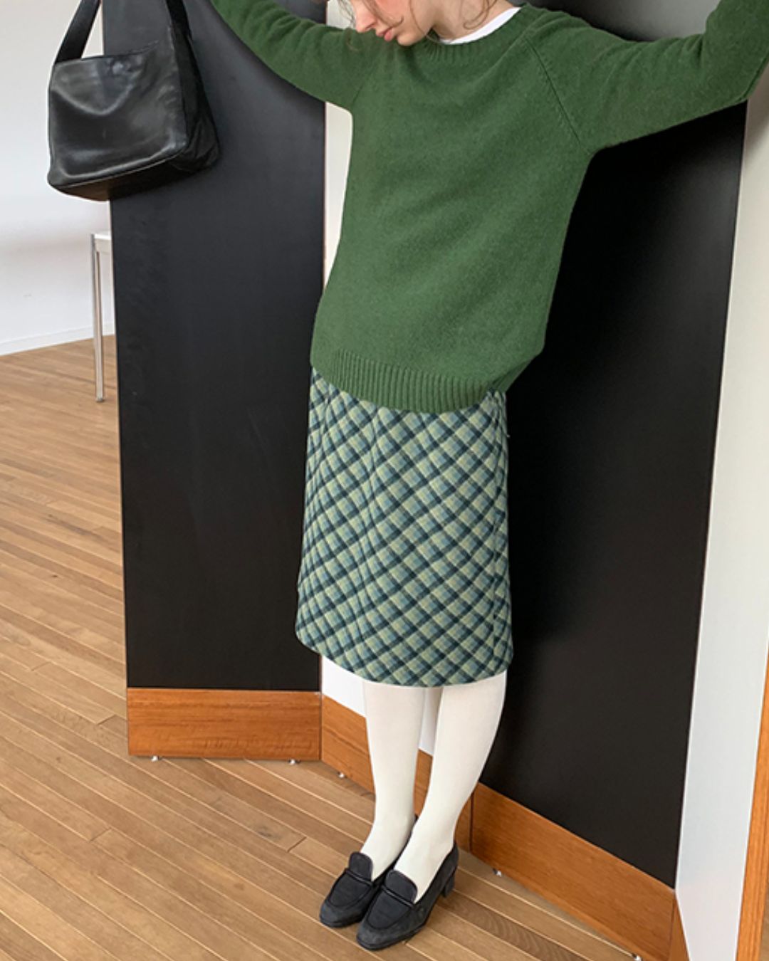 Basic Round Neck Sweater　KN003