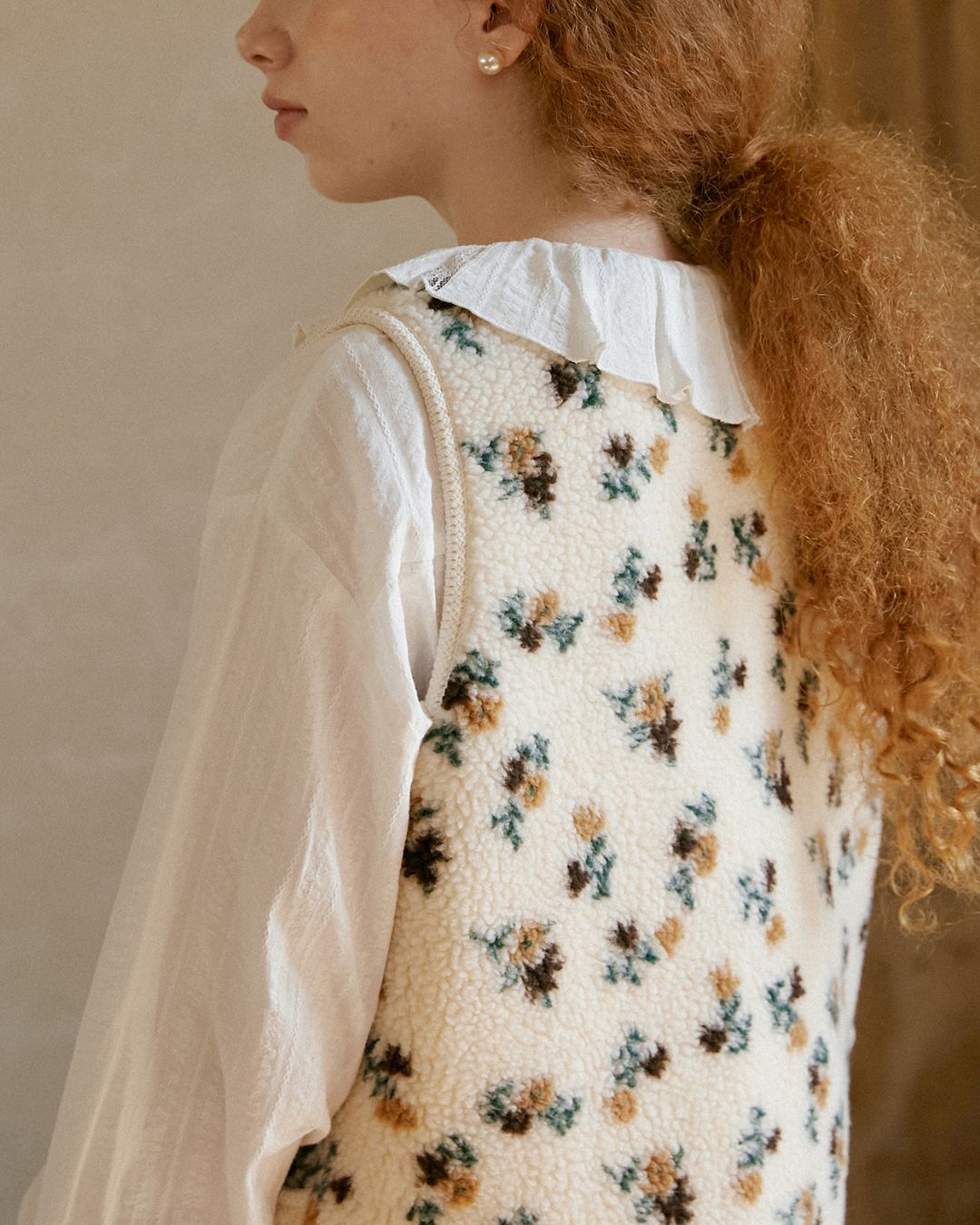 Retro Floral Front Ribbon Boa Vest　VT016