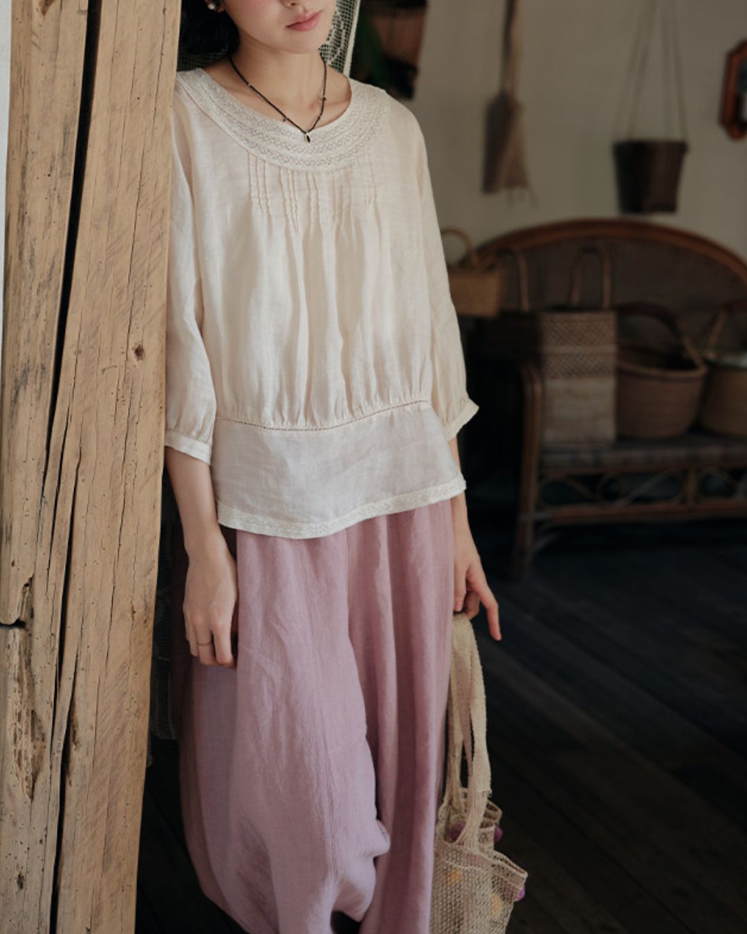 Back Button Lace Round Neck Shirt　LS045