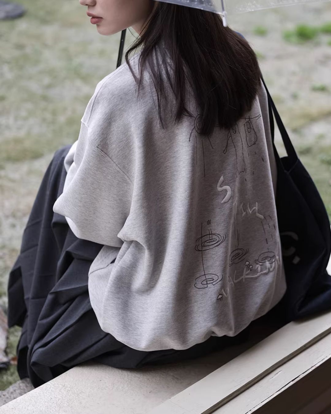Back Embroidered Drawstring Hem Sweat　SW015