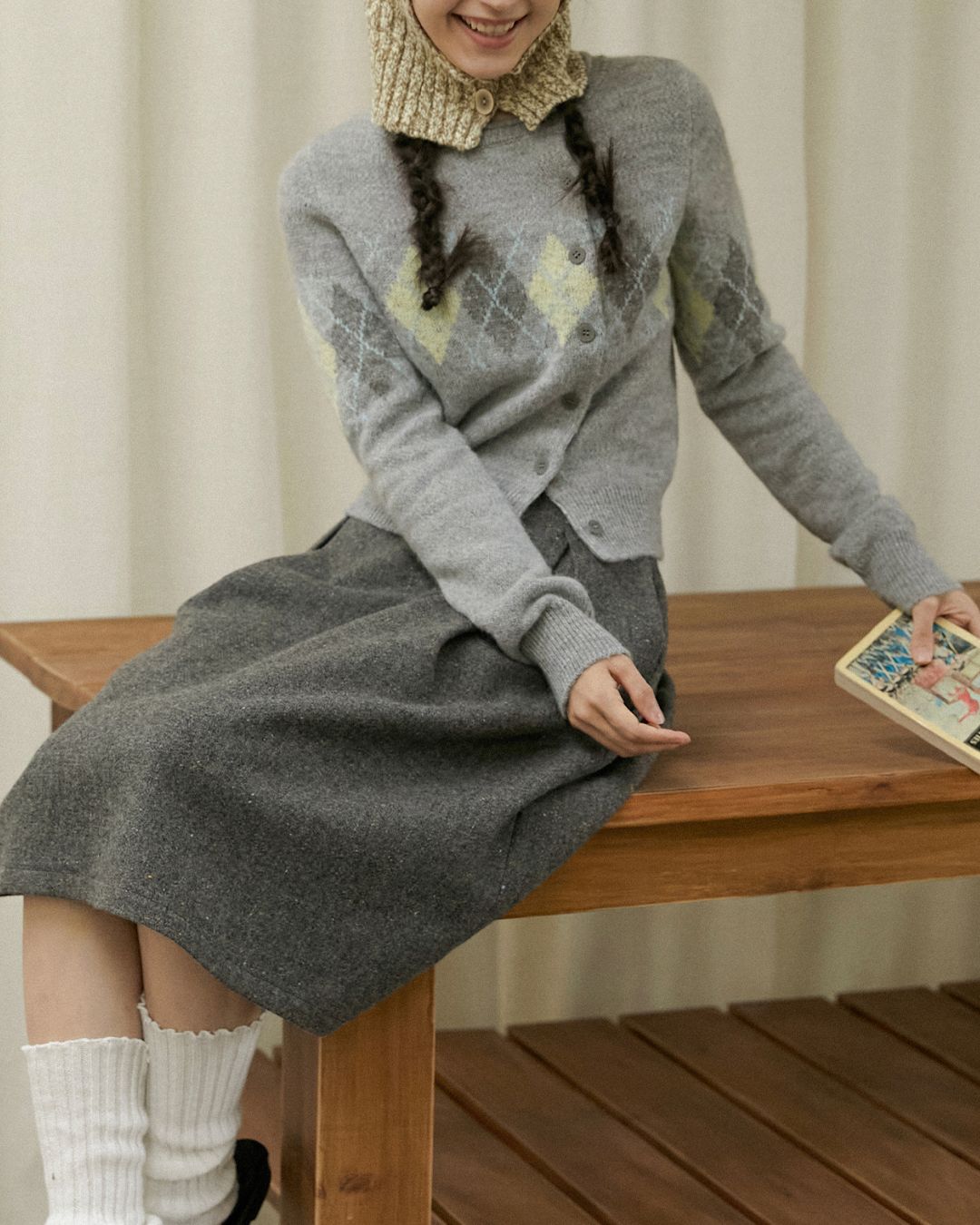 Asymmetrical Argyle Knit Cardigan　KN082