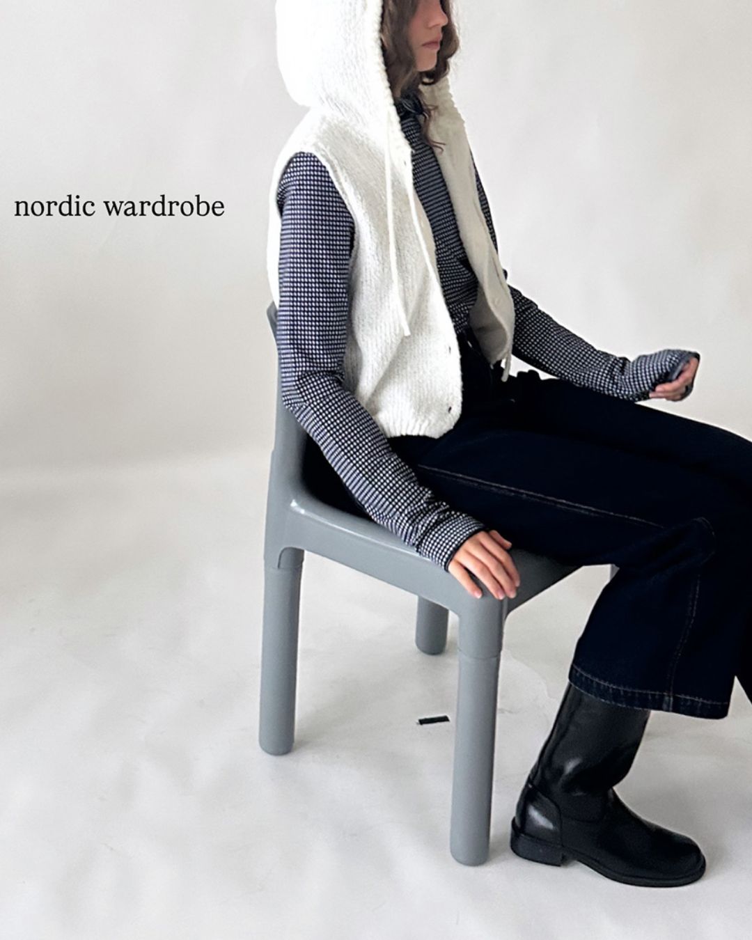 Loop Yarn Hooded Knit Vest　KN025