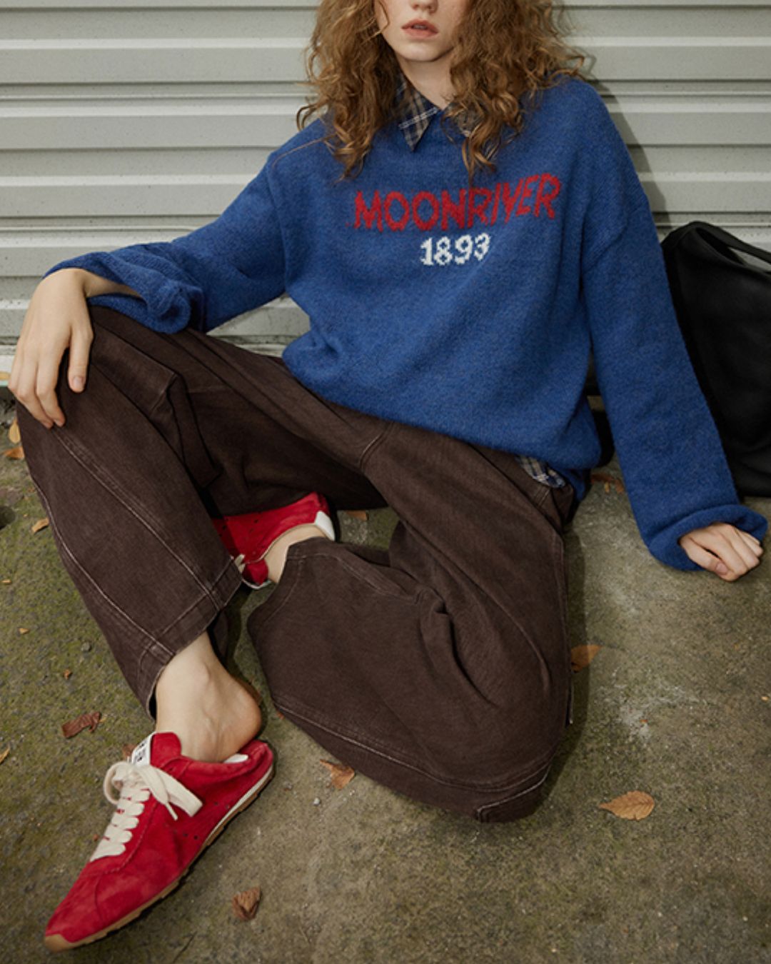 Wide Sleeve Logo Sweater　KN051