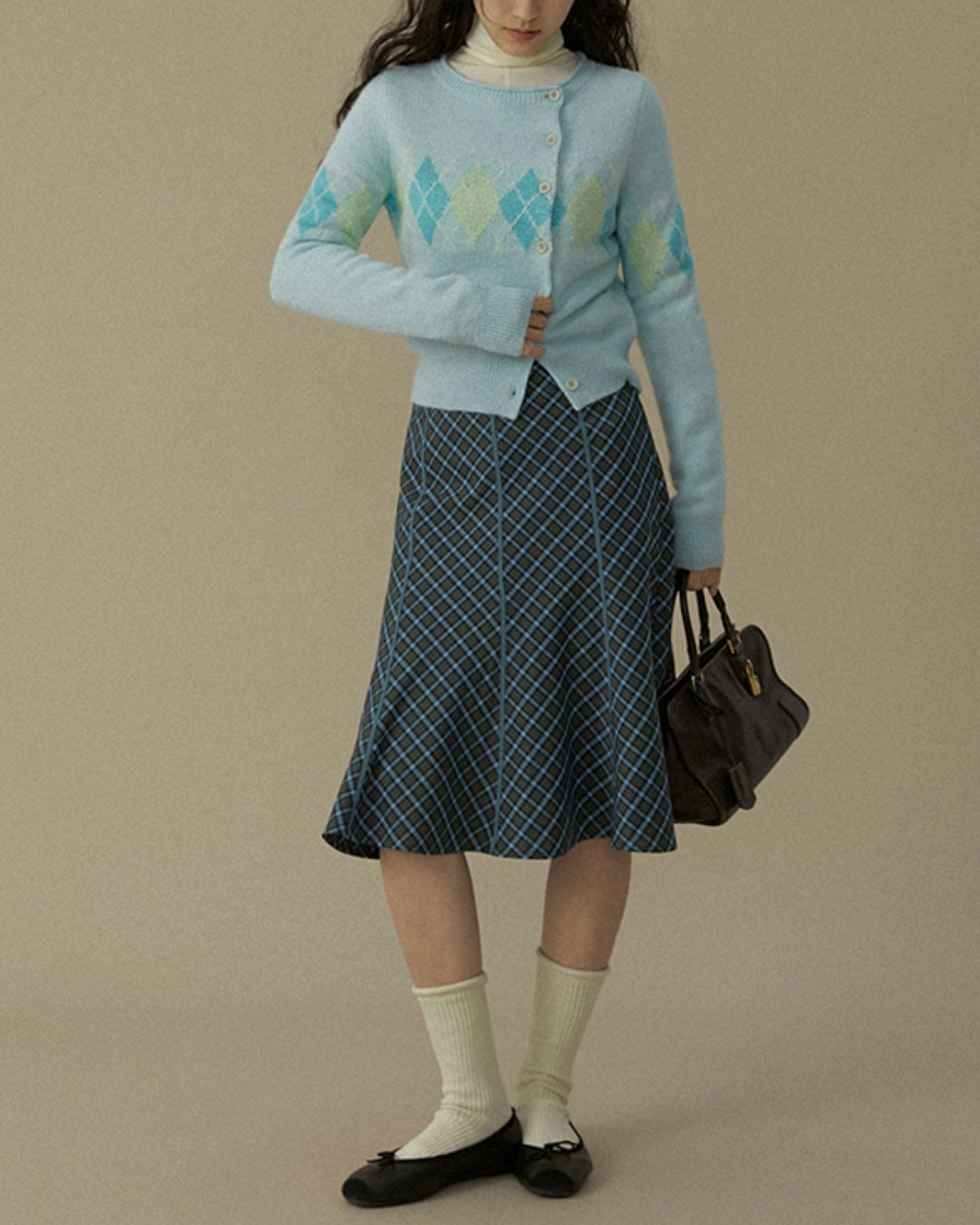Asymmetrical Argyle Knit Cardigan　KN082