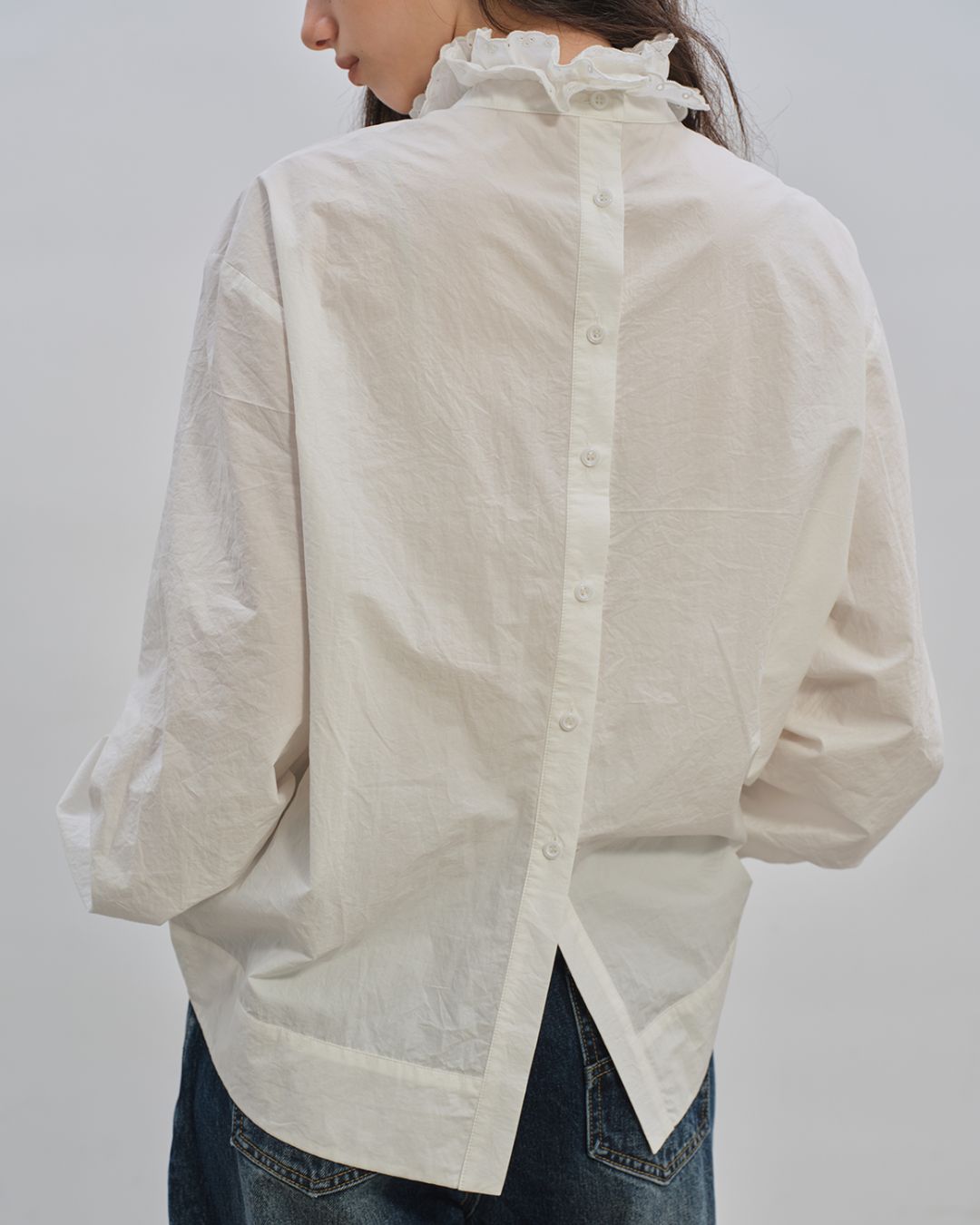 Back Button Ruffle Shirt　LT009