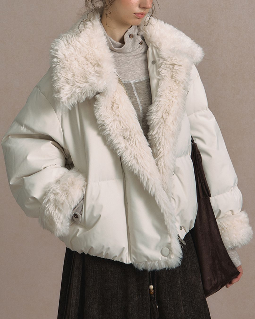 Asymmetrical Fur Short Down Jacket　JK065