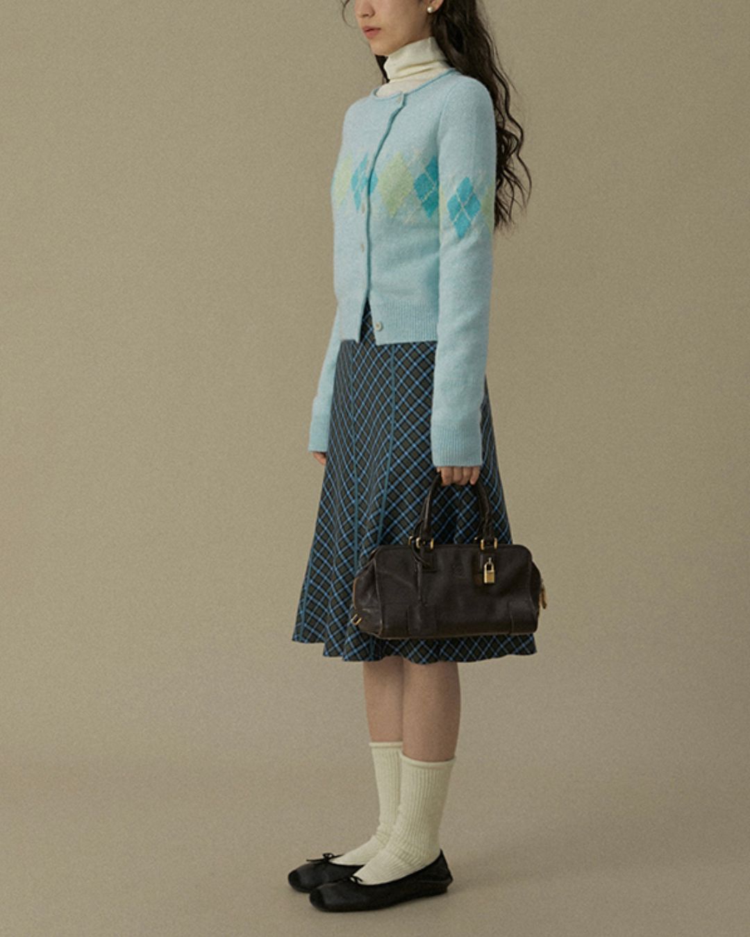 Asymmetrical Argyle Knit Cardigan　KN082