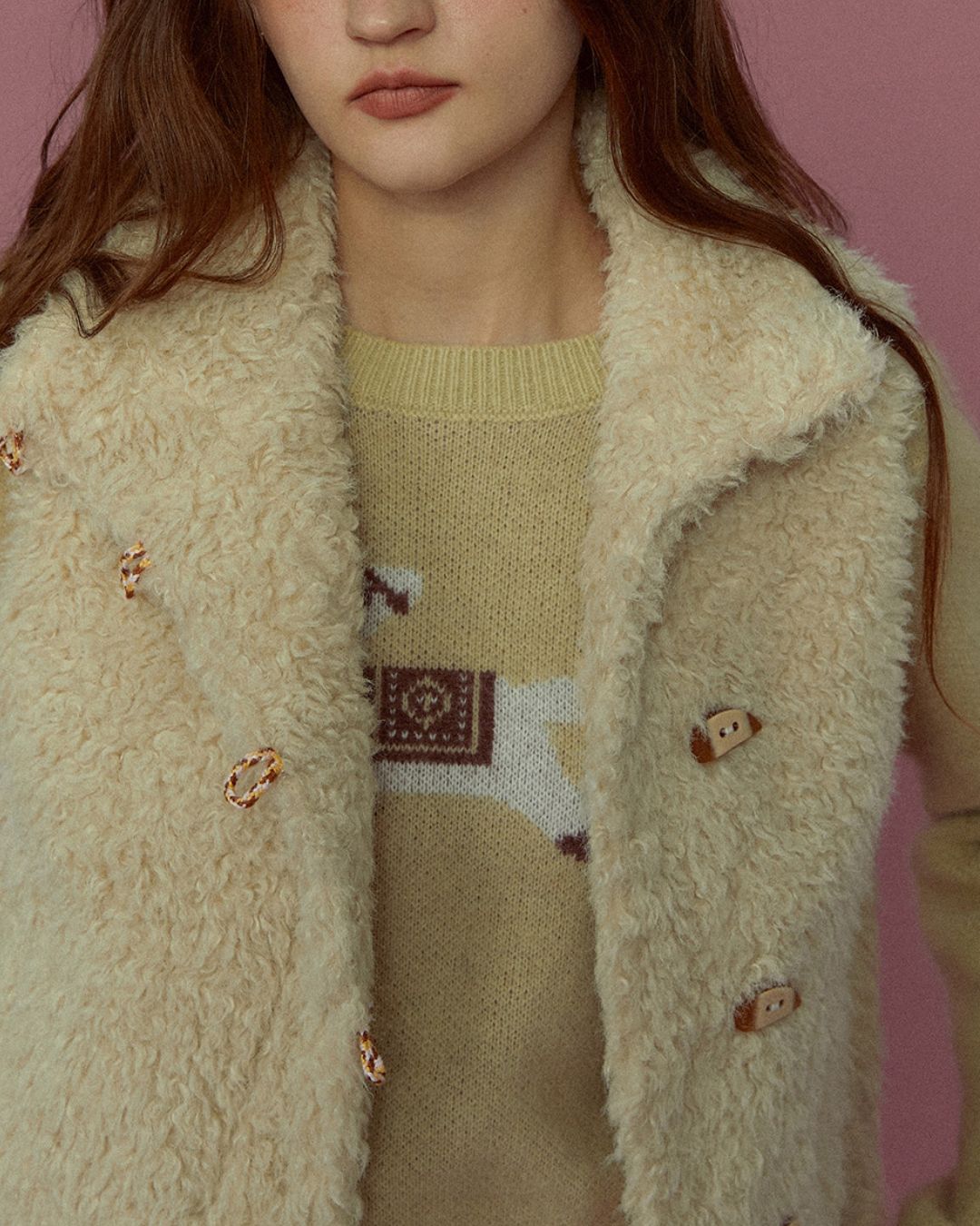 Asymmetrical Wooden Button Boa Vest　VT019