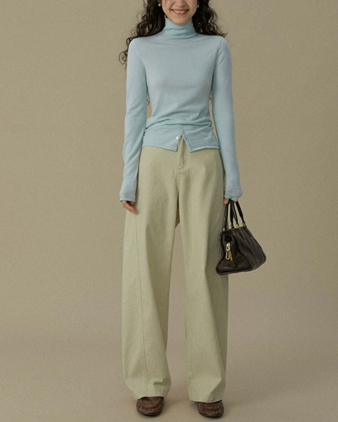 Slim Fit Turtleneck Top　LT018