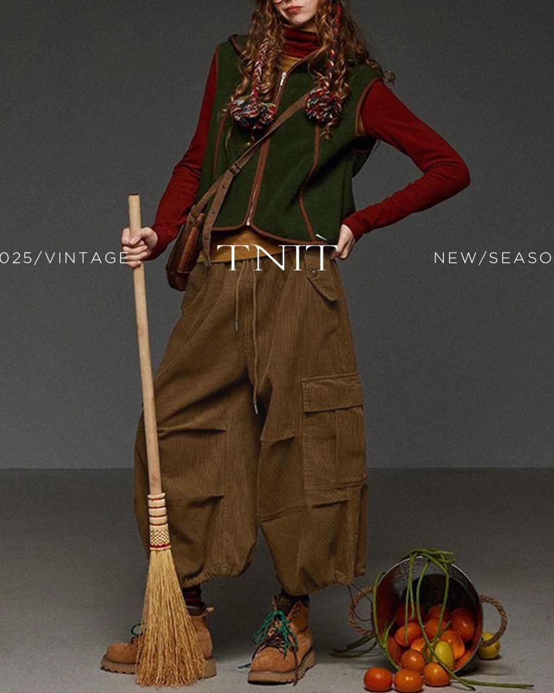 Corduroy Cropped Cargo Pants　PT027