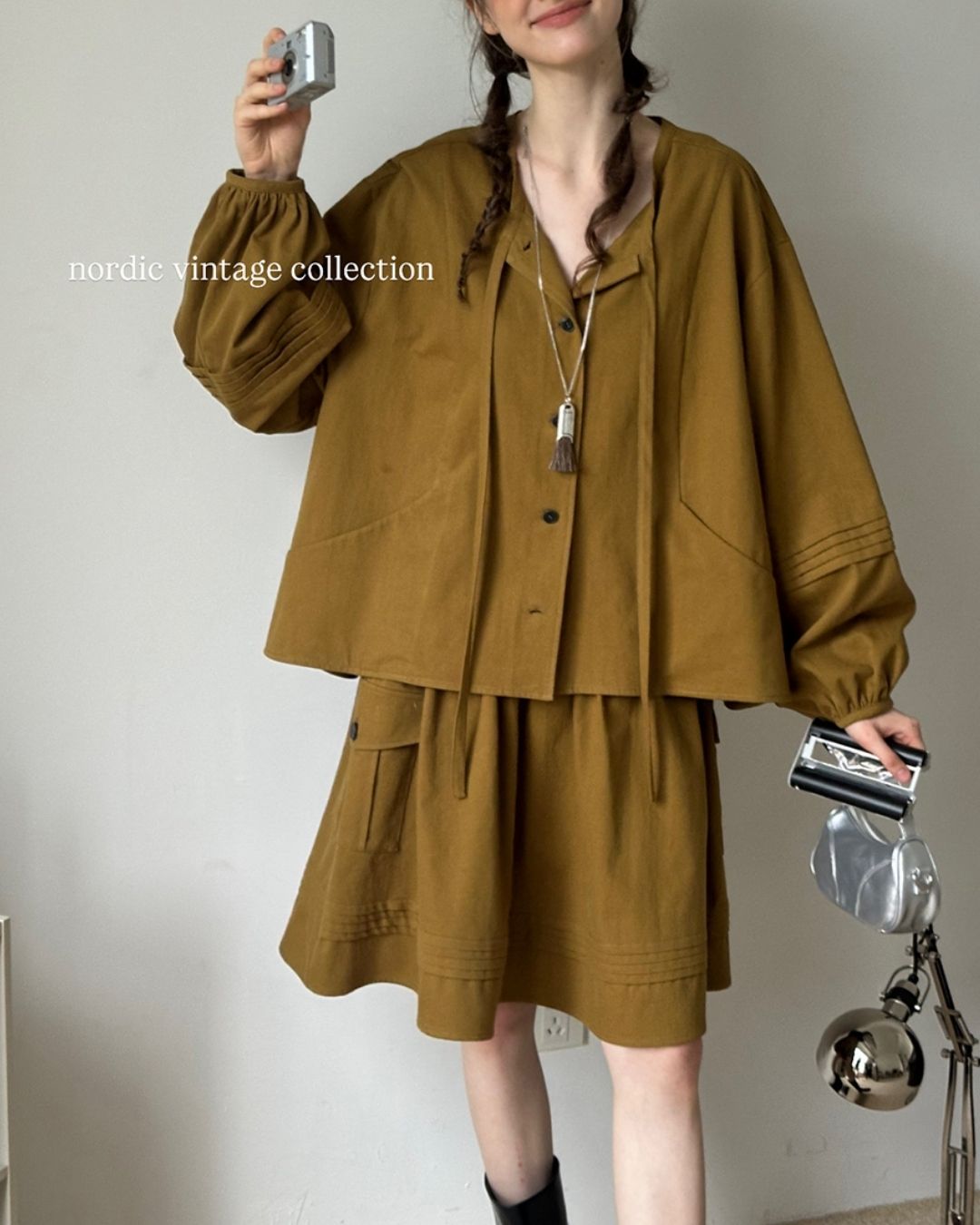 A-line Pleated Shirt ＆ Knee-length Skirt　LS011