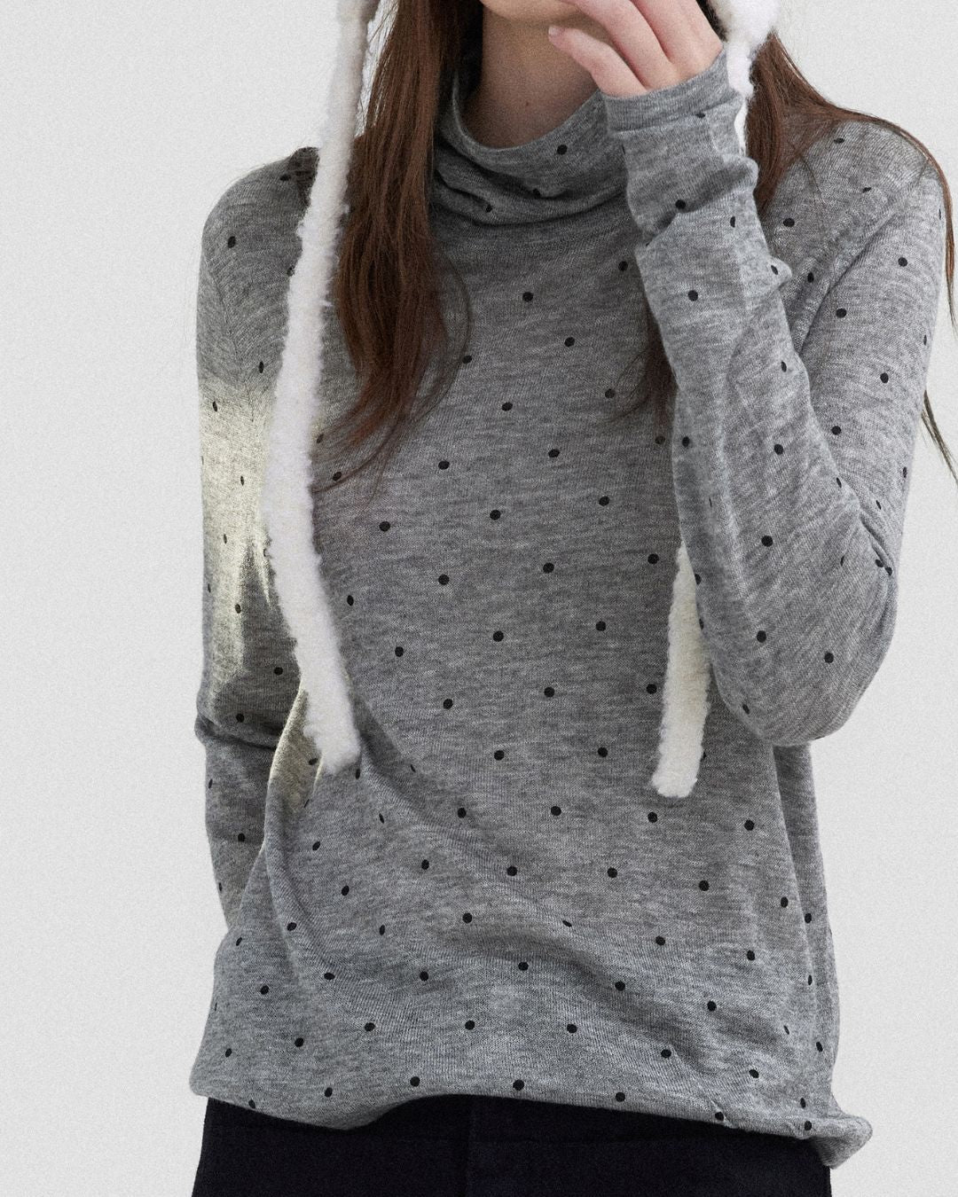 Airy High-neck Polka Dot Knit　KN037