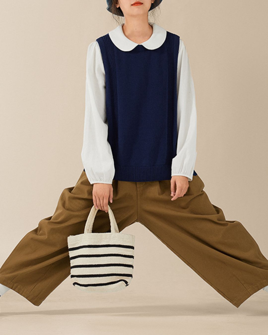 Round-collar Cotton Shirt　LS026