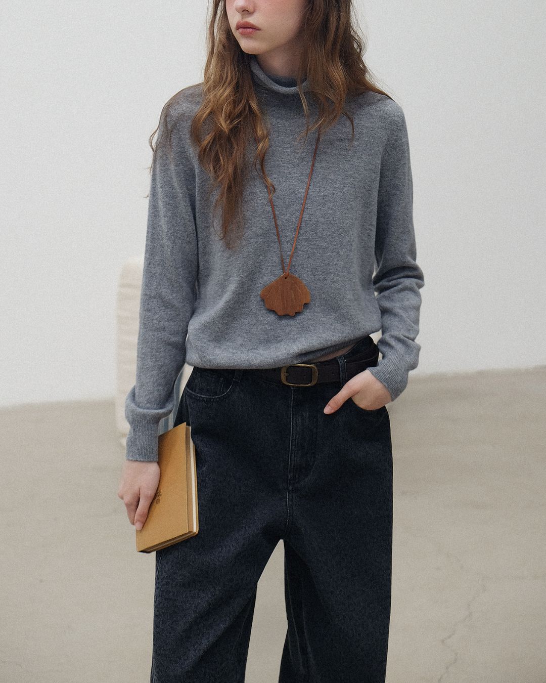 Cashmere Blend High Neck Knit　KN026