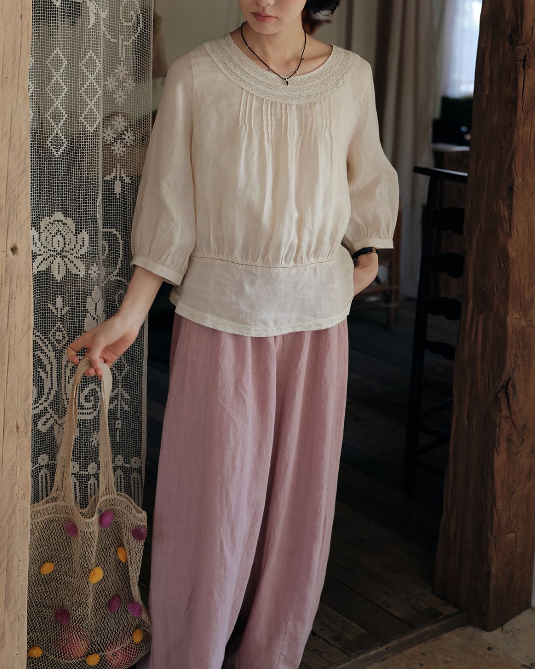 Back Button Lace Round Neck Shirt　LS045