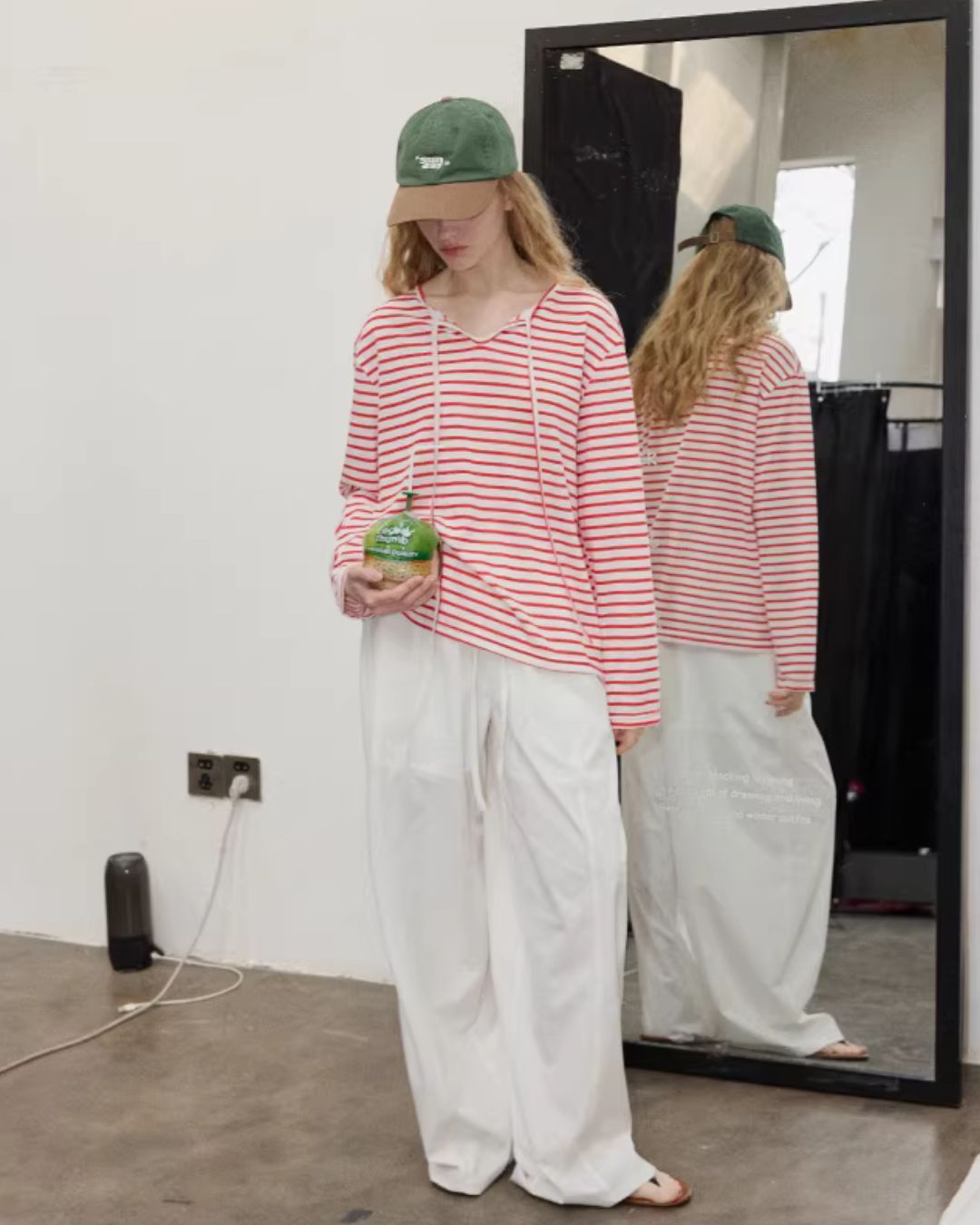 Drawstring V-neck Border T-shirt　LT027