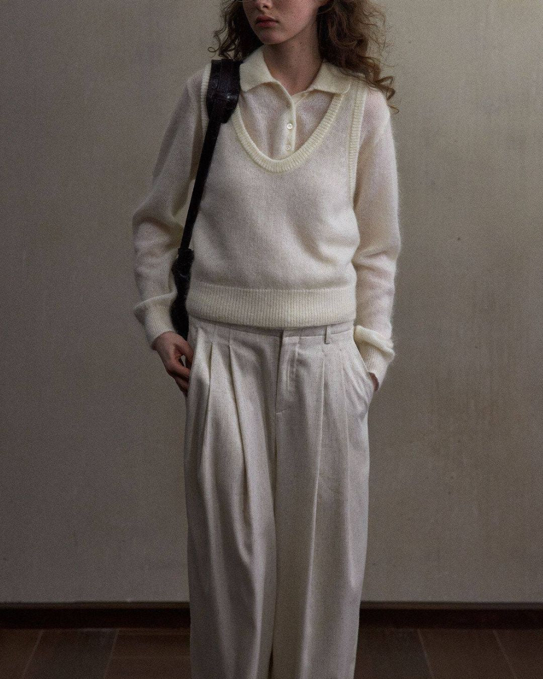 Fluffy U-neck Knit Vest　VT022