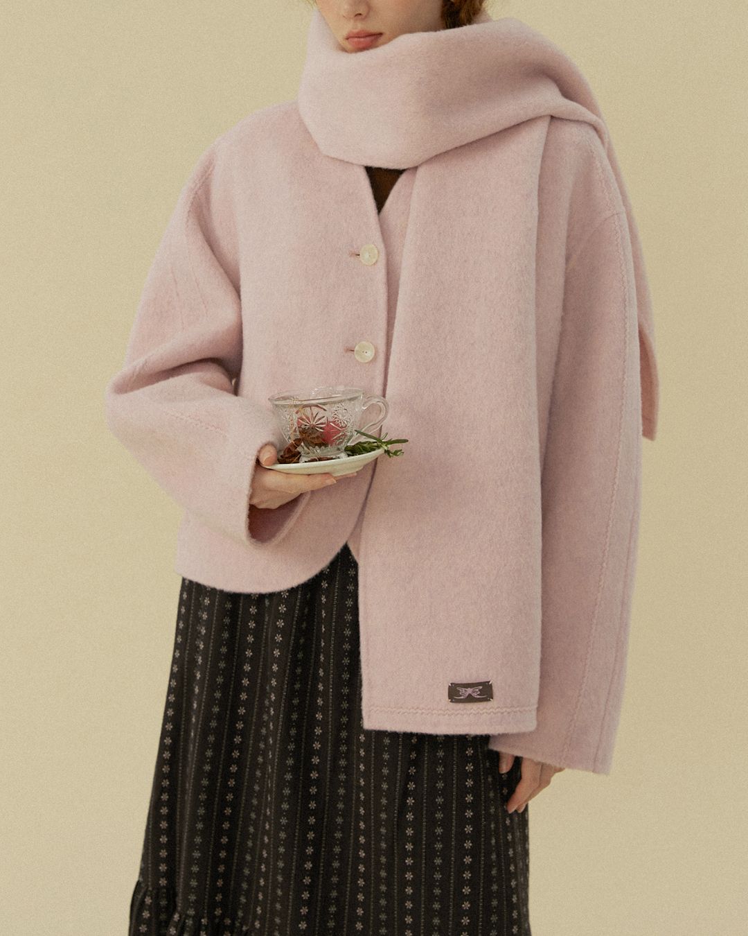 V-neck Round Hem Wool Jacket　JK070