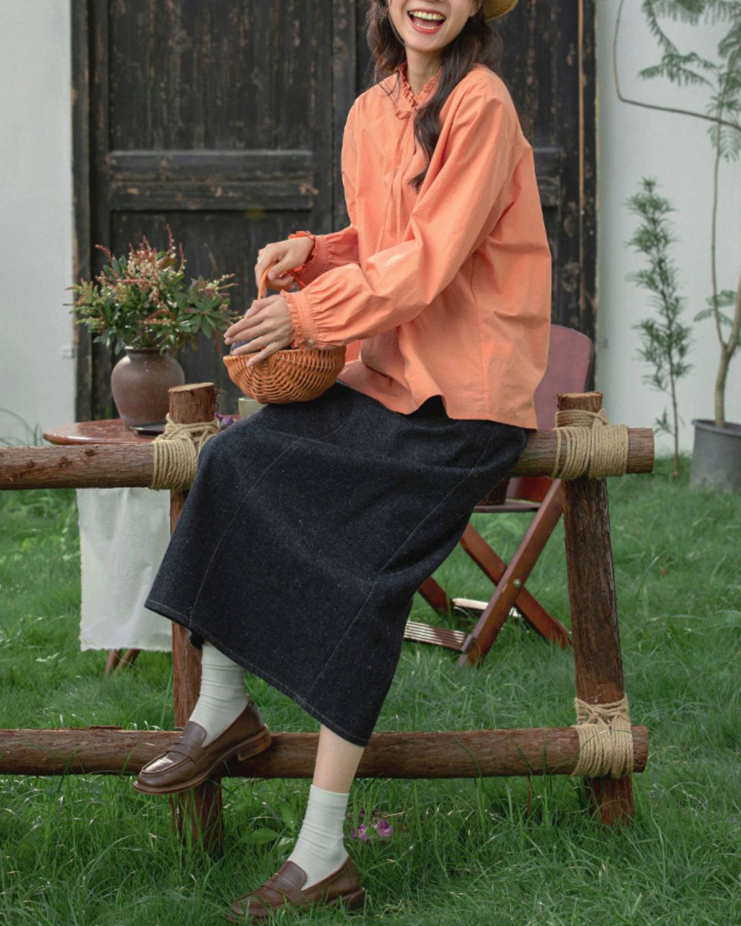 Ribbon Frill High-neck Shirt　LS056