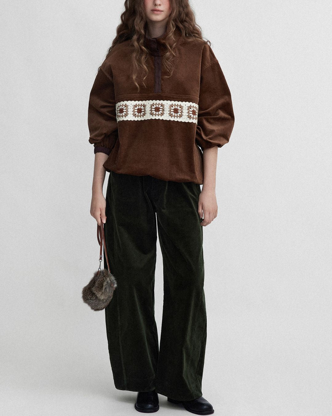 Crochet Stand-up Collar Top　SW005