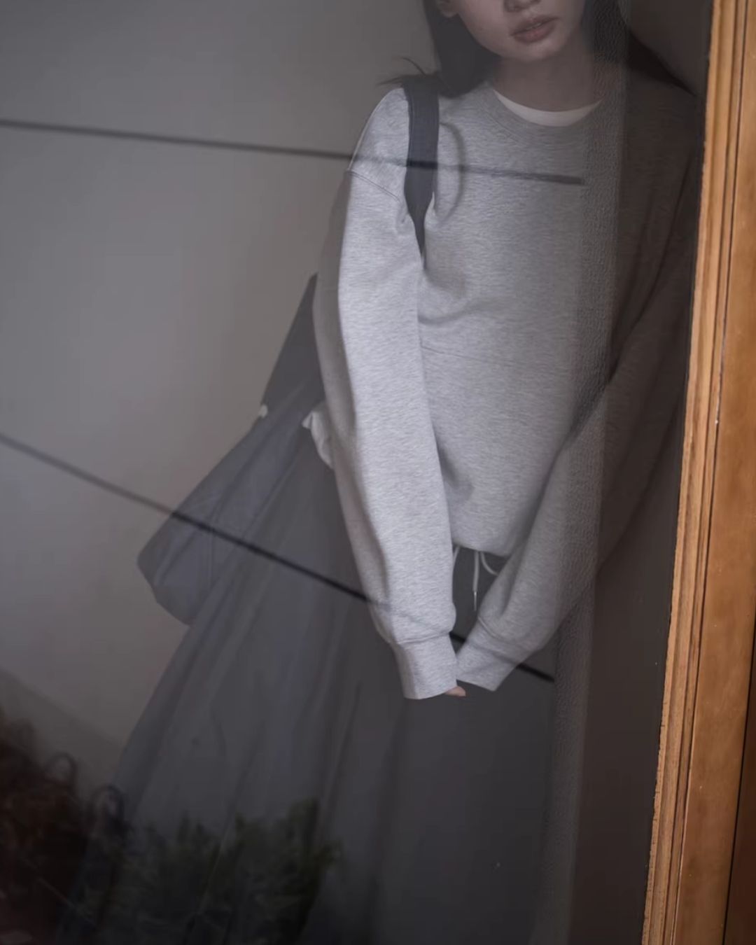 Back Embroidered Drawstring Hem Sweat　SW015
