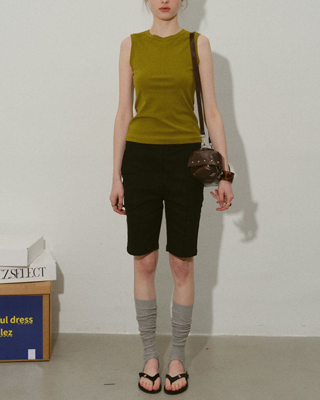 Crew Neck Slim Fit Tank Top　ST003