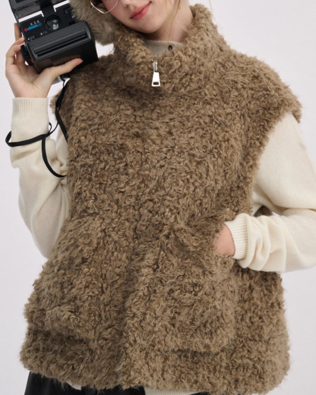 Stand Collar Boa Flap Pocket Vest　VT015