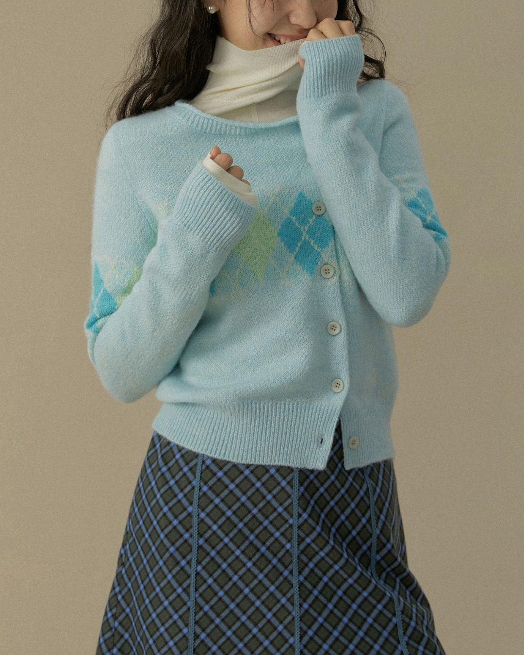 Asymmetrical Argyle Knit Cardigan　KN082