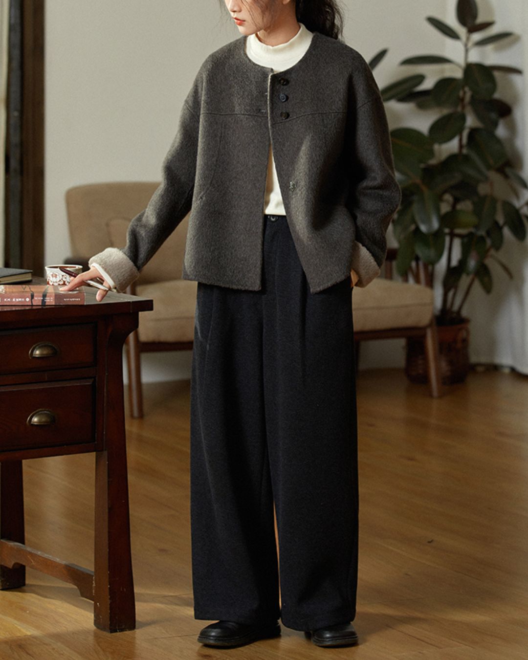 Wool Collarless Short Coat　CT018