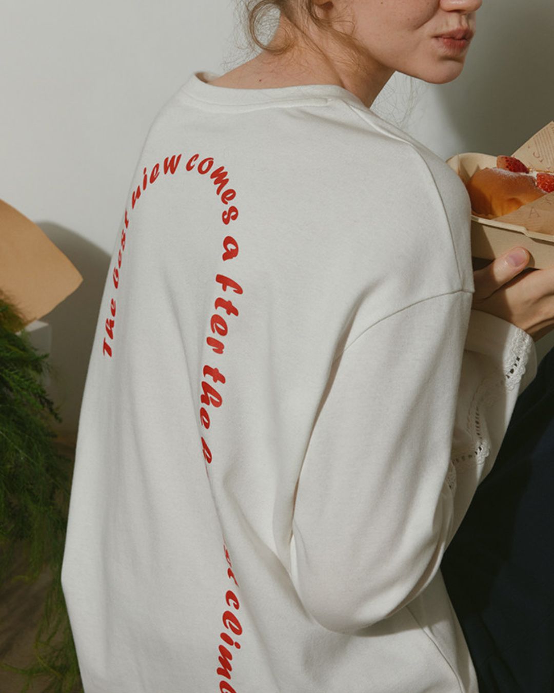 Printed Logo Sleeve Lace Henley Neck T-shirt　LT019
