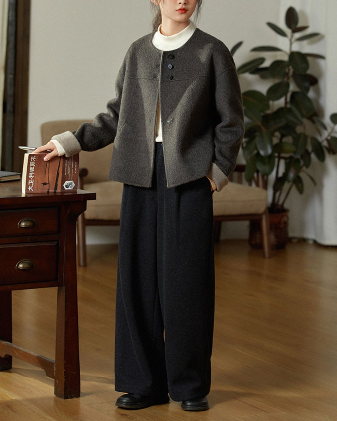 Wool Collarless Short Coat　CT018