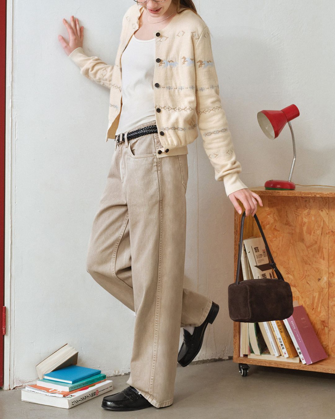 Pony Jacquard Crew Neck Knit Cardigan　KN097