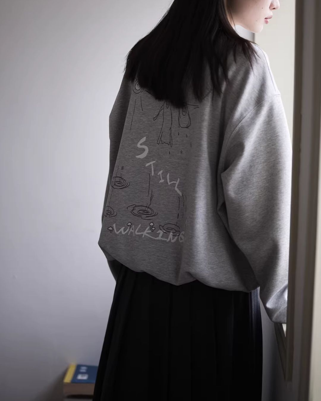 Back Embroidered Drawstring Hem Sweat　SW015
