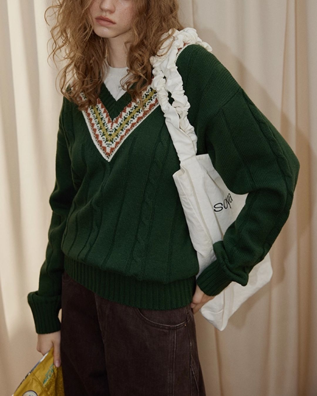 Fair Isle V-neck Sweater　KN053