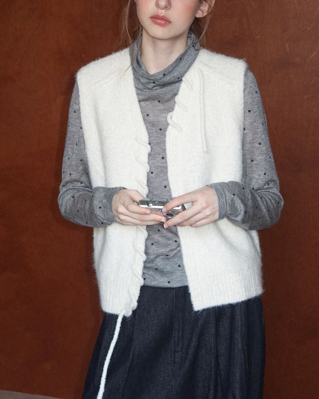 Airy High-neck Polka Dot Knit　KN037