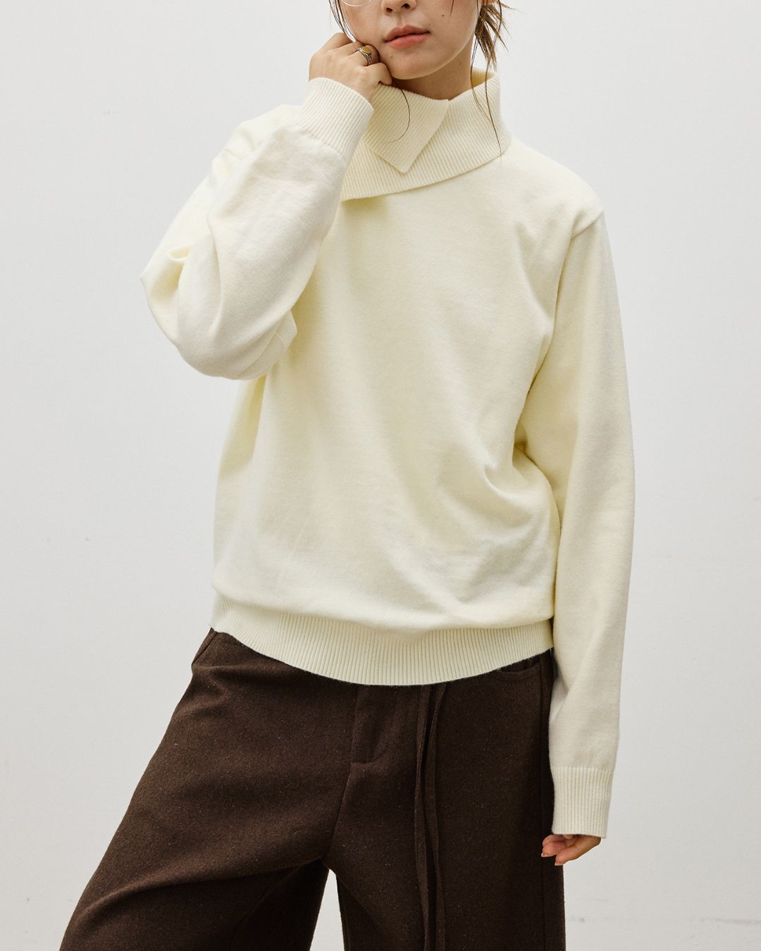 Double-layered Turtleneck Sweater　KN065