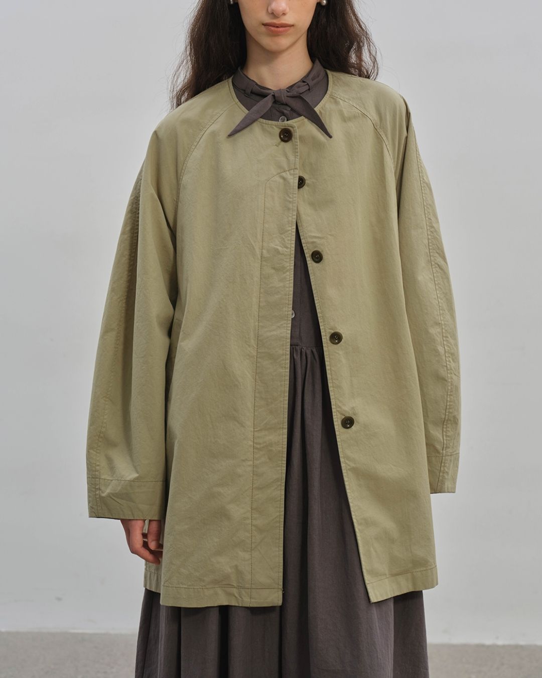 Collarless Mid-length Coat　CT005