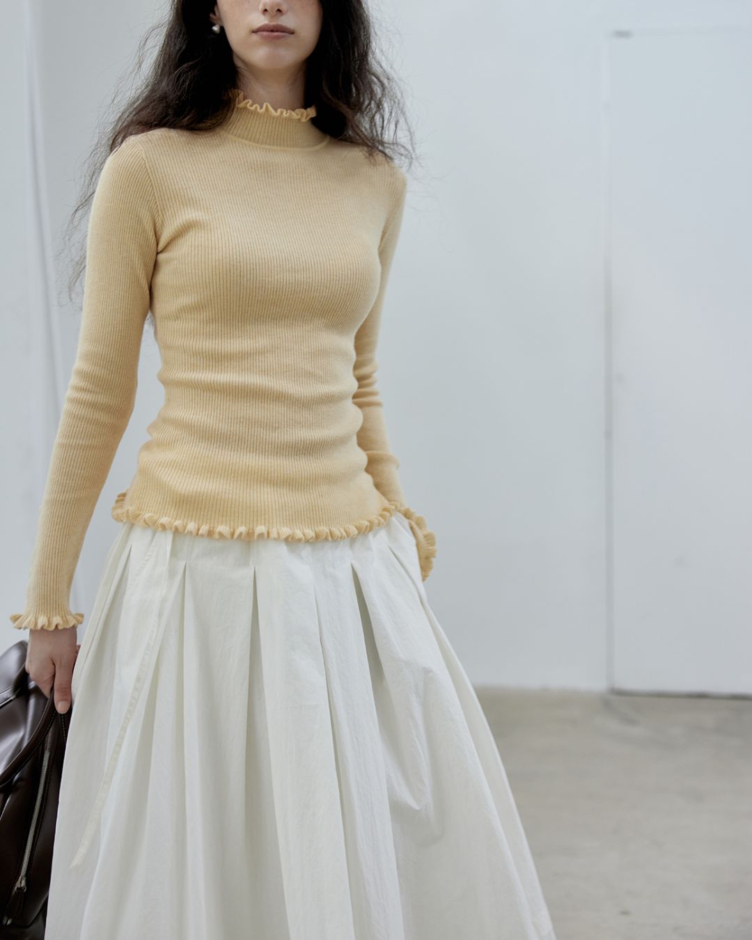 Frill High Neck Knit　KN017