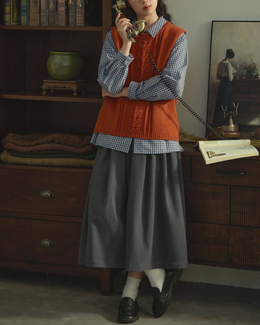 Crew Neck Relaxed Knit Vest　VT023