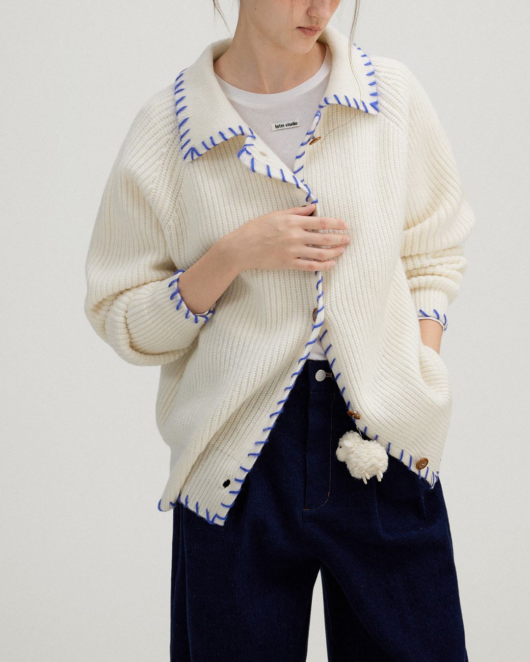 Contrast Stitch Wool Knit Cardigan　KN028