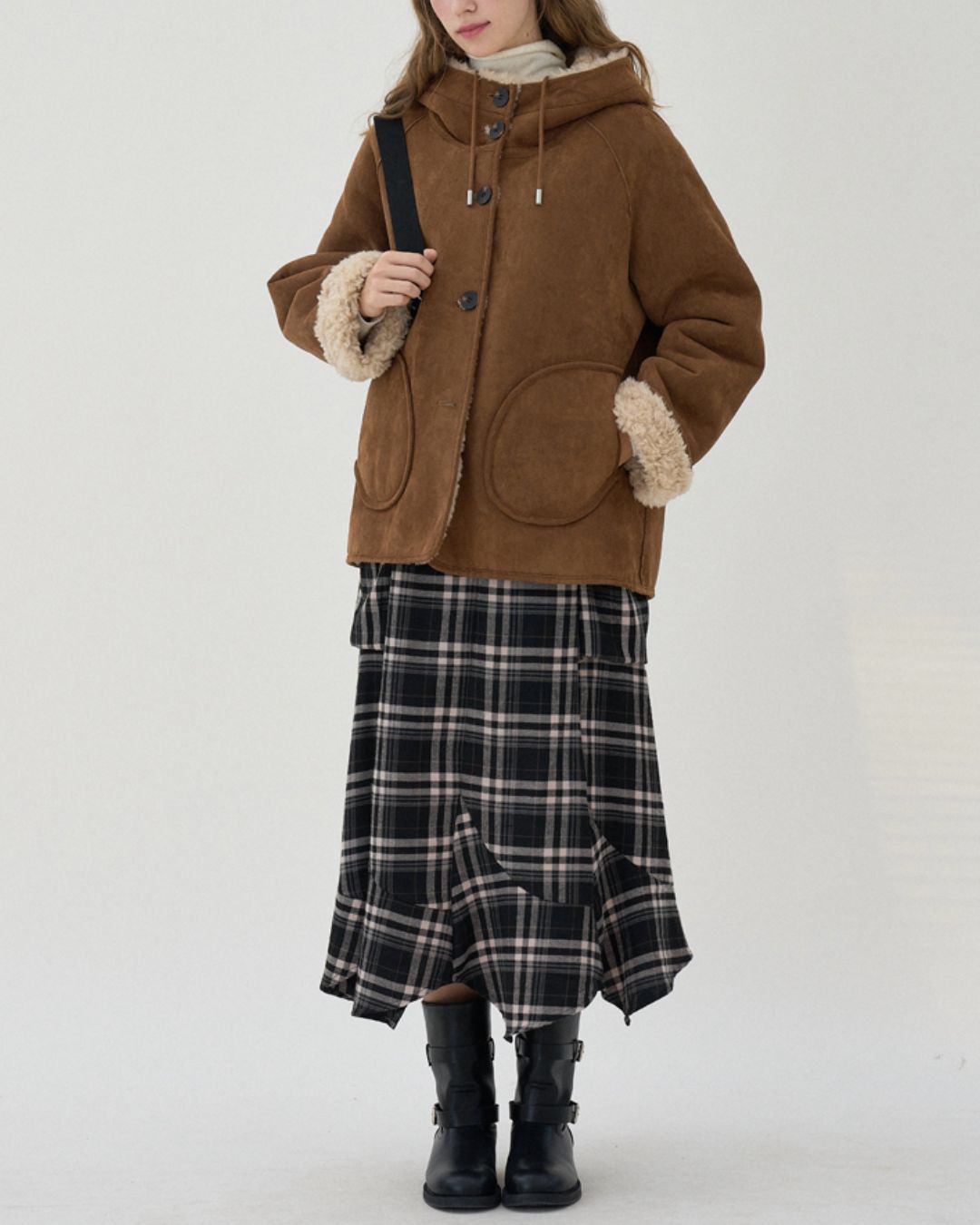 Fluffy Reversible Hooded Jacket　JK067