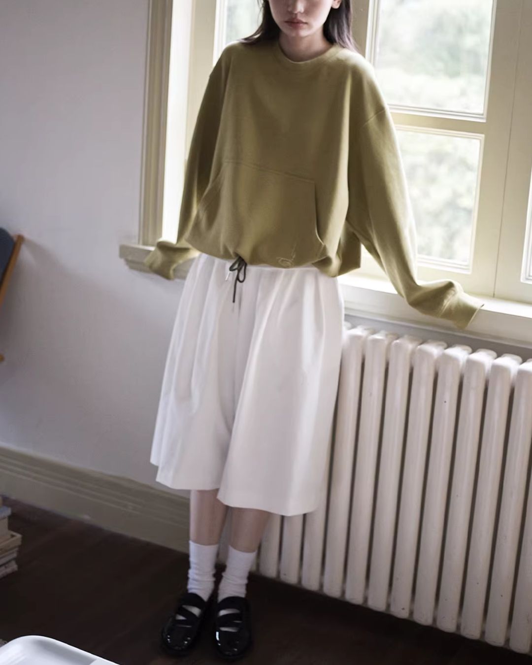 Back Embroidered Drawstring Hem Sweat　SW015