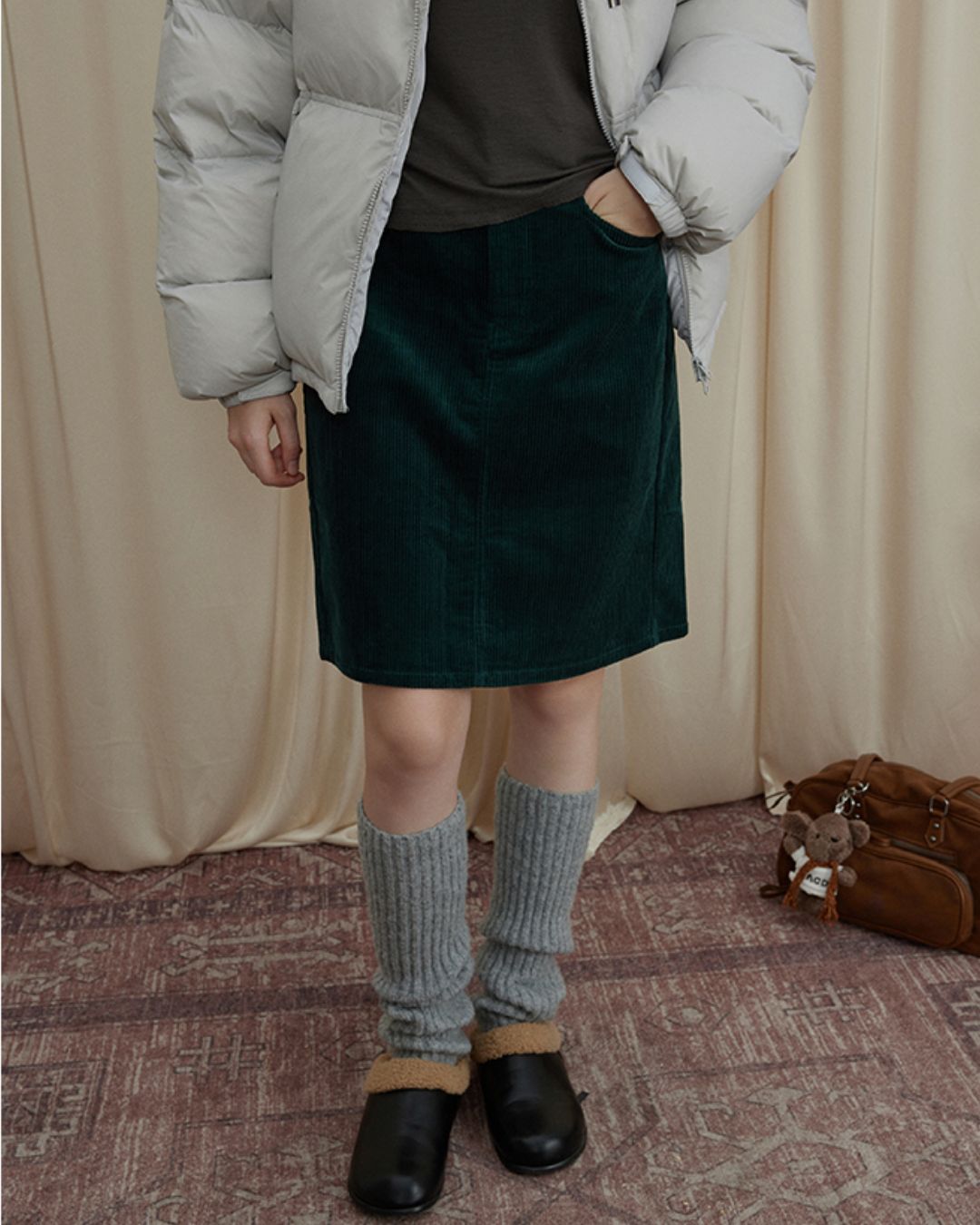 Corduroy Knee-length Tight Skirt　SK009