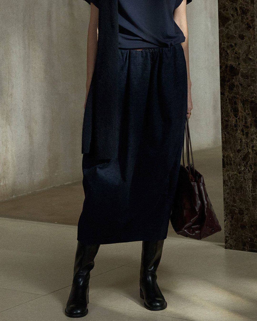 Brushed Tulip Midi Skirt　SK019