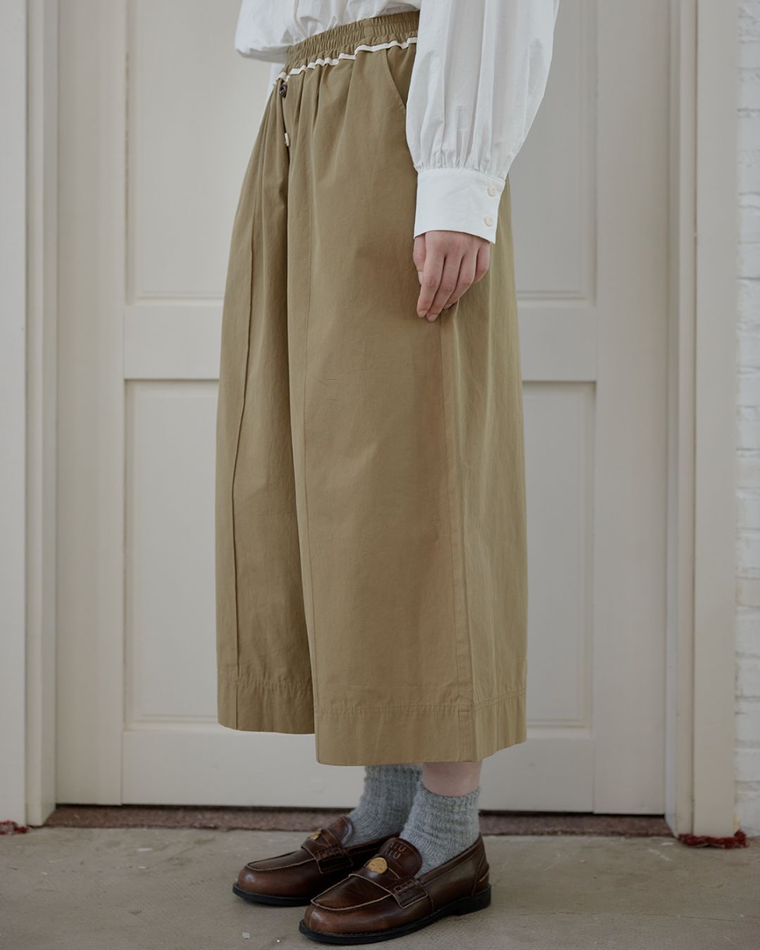 Draped Wide Cropped Pants　PT012