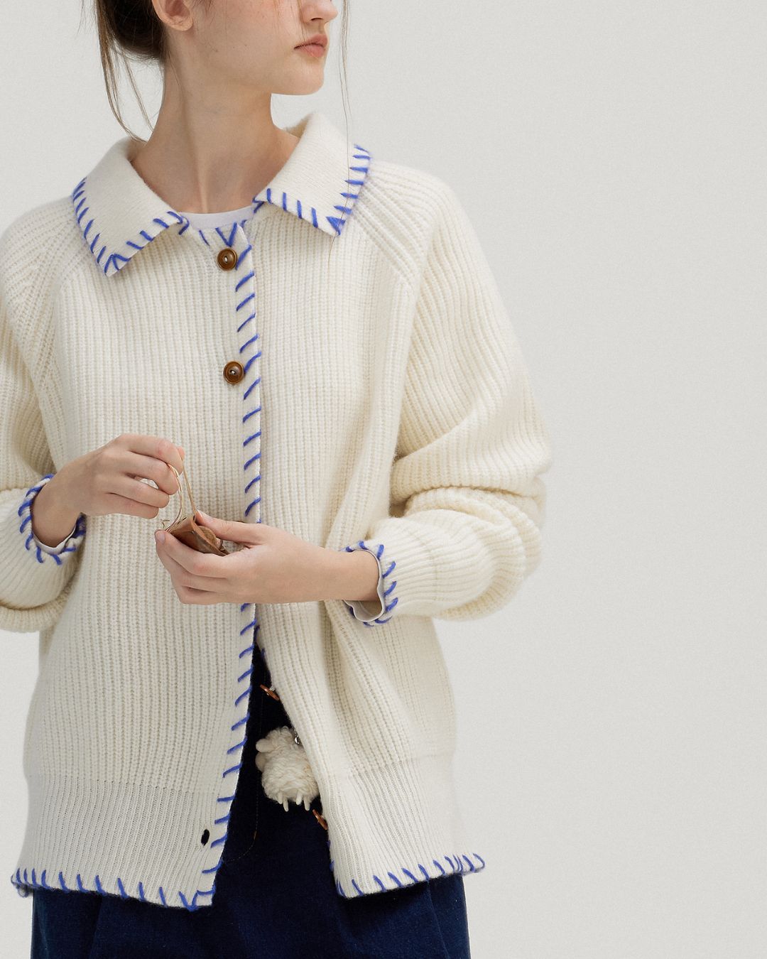 Contrast Stitch Wool Knit Cardigan　KN028